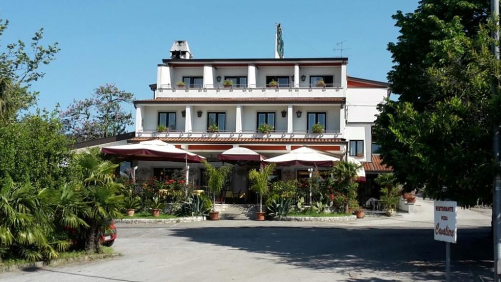 Hotel Ai Sette Nani Sistiana Bagian luar foto
