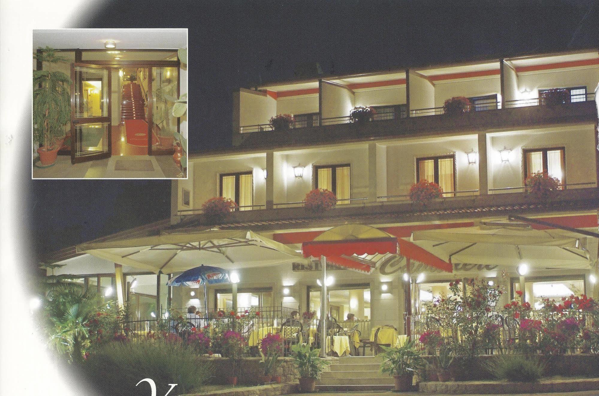 Hotel Ai Sette Nani Sistiana Bagian luar foto